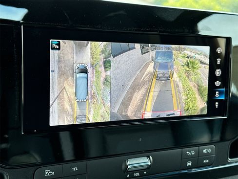 Used 2024 Mercedes-Benz Sprinter 2500 image 19