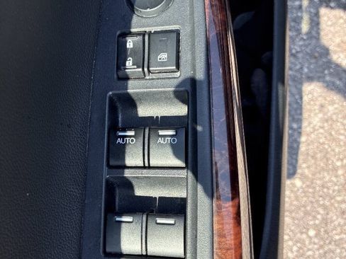 Used 2010 Honda Crosstour EX-L image 12