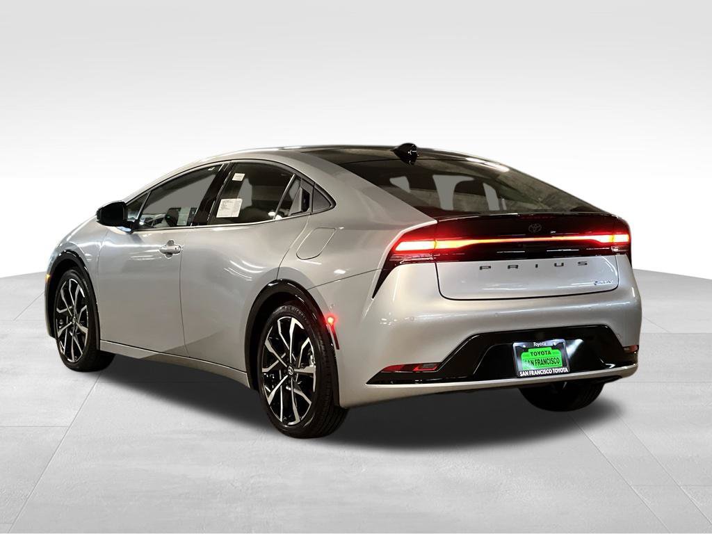 New 2027 Toyota Prius Plug-In Hybrid w/ Limited Premium Package FWD image 3