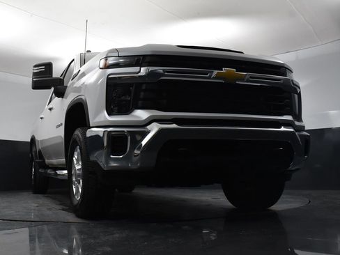 Used 2024 Chevrolet Silverado 3500 LT w/ Z71 Off-Road Package image 29