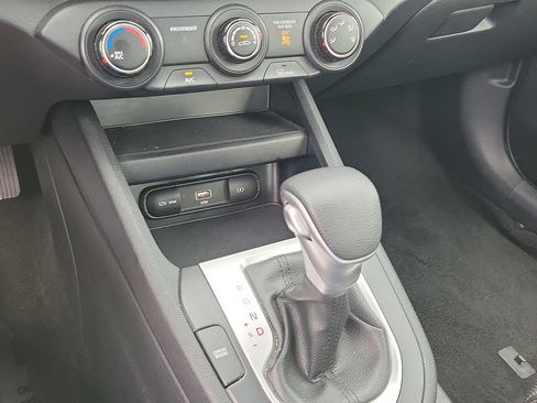 Used 2024 Kia Forte LXS FWD image 17