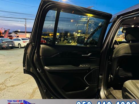 Used 2022 Jeep Grand Cherokee L Laredo w/ Luxury Tech Group I image 56