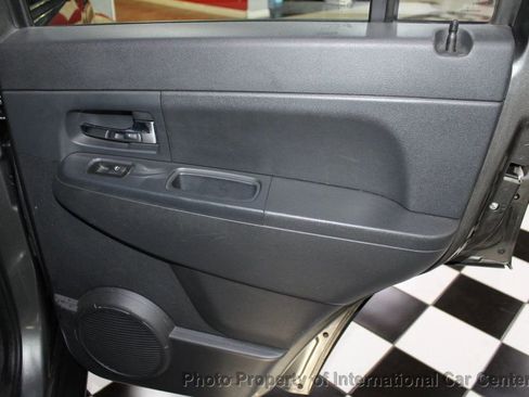 Used 2012 Jeep Liberty Sport image 22