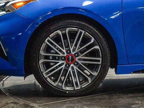 Used 2022 Kia Forte GT w/ GT Technology Package image 9