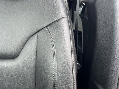 New 2025 Jeep Compass Limited image 12