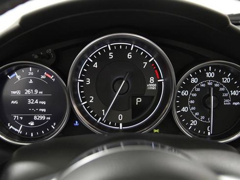 Used 2019 MAZDA MX-5 Miata RF Grand Touring image 8