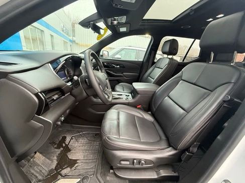 Certified 2023 Chevrolet Traverse RS w/ LPO, Floor Liner Package image 13