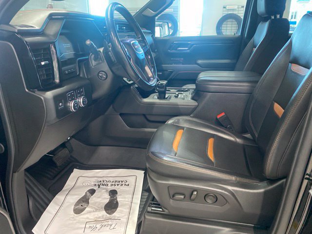Used 2024 GMC Sierra 1500 AT4 w/ Technology Package AWD/4WD image 31
