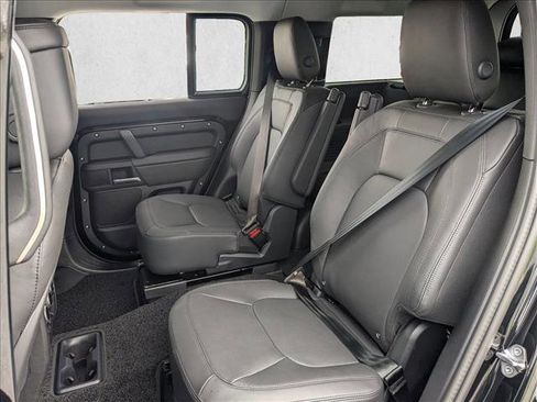 Used 2025 Land Rover Defender 130 S image 16