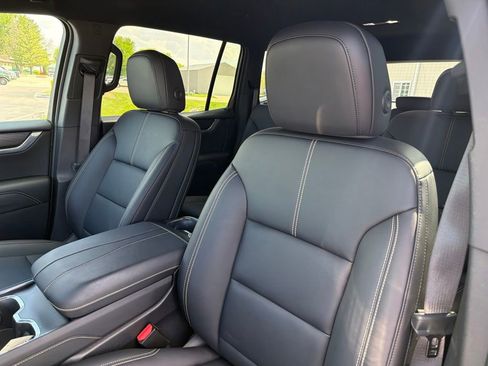 Used 2024 GMC Acadia Elevation w/ Super Cruise Package AWD/4WD image 12