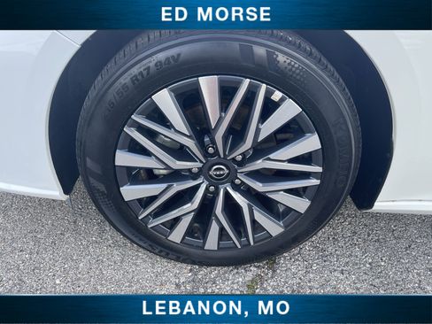 Used 2025 Nissan Altima 2.5 SV FWD image 30