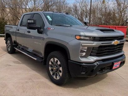 New 2025 Chevrolet Silverado 2500 Custom w/ Custom Value Package