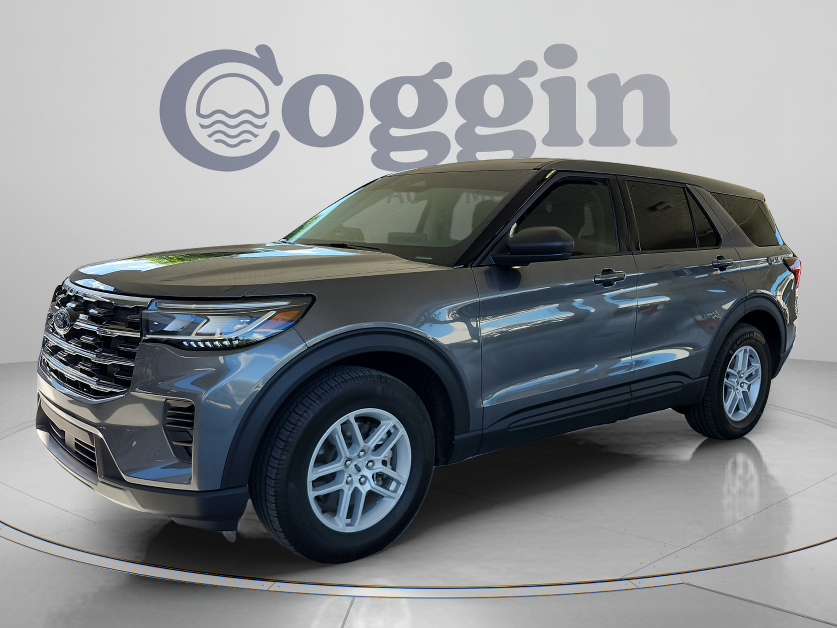 Certified 2026 Ford Explorer Active RWD image 1