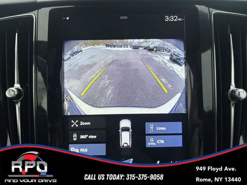 Used 2020 Volvo XC60 T6 Momentum image 25