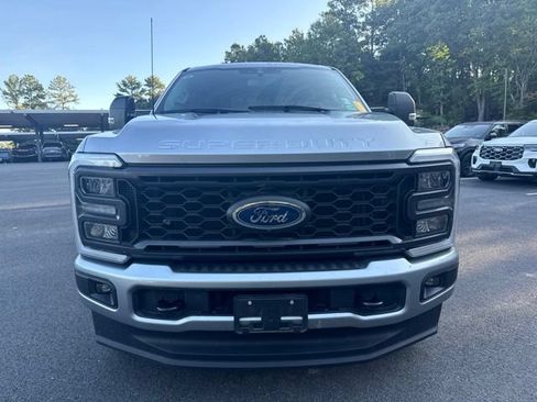 Used 2023 Ford F250 XLT w/ XLT Premium Package AWD/4WD image 9