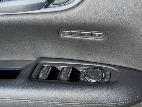 Used 2021 Cadillac XT5 Premium Luxury FWD image 23