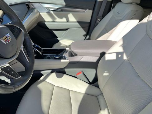 Certified 2023 Cadillac XT5 Premium Luxury image 28