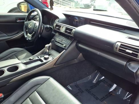 Used 2016 Lexus IS 200t w/ F Sport Package RWD image 28