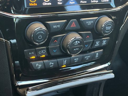Used 2021 Jeep Grand Cherokee High Altitude AWD/4WD image 22