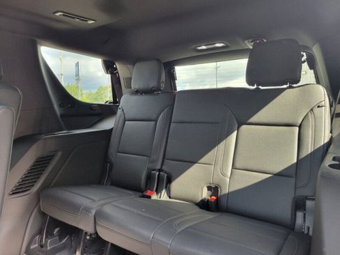 Used 2024 Chevrolet Tahoe LT w/ Luxury Package RWD image 20