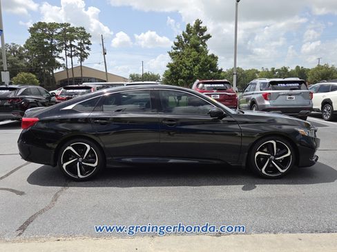 Used 2022 Honda Accord Sport Special Edition image 6