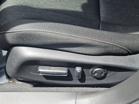 Certified 2025 Honda Accord SE image 20