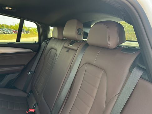 Used 2022 BMW X4 xDrive30i w/ M Sport Package image 19