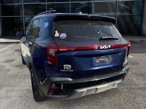 Used 2025 Kia Seltos EX w/ EX Sunroof Package image 3