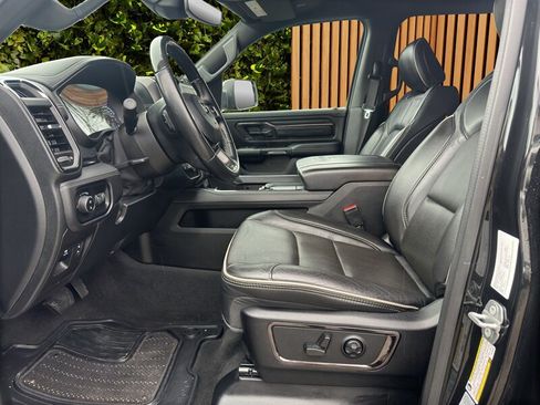 Used 2022 RAM 1500 Limited w/ Body-Colour Bumper Group AWD/4WD image 7