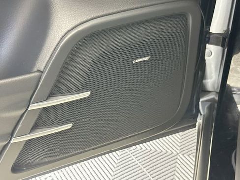 Used 2017 Porsche Cayenne Platinum Edition image 18