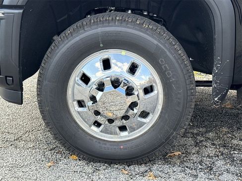 New 2026 GMC Sierra 3500 Denali Ultimate image 12