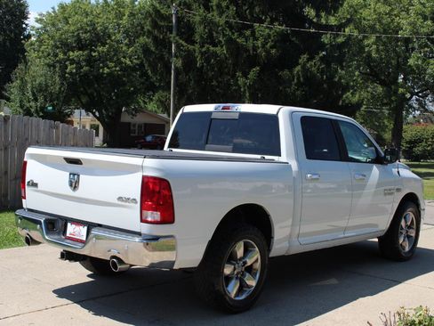Used 2016 RAM 1500 Big Horn AWD/4WD image 10