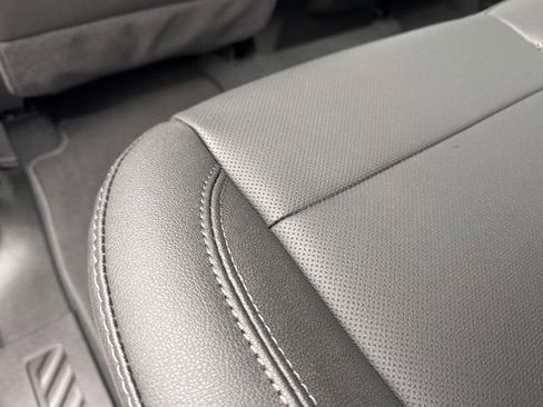 New 2026 GMC Sierra 2500 SLT w/ SLT Premium Package image 22