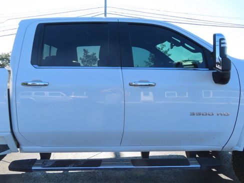 Used 2022 Chevrolet Silverado 3500 High Country w/ Safety Package II AWD/4WD image 22