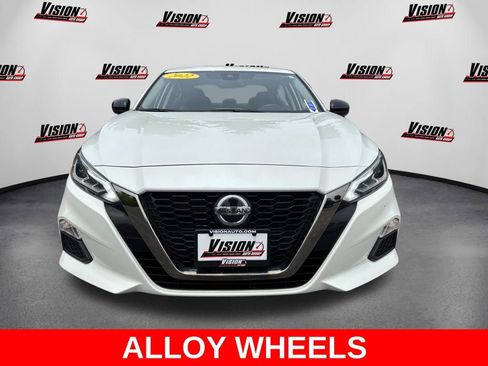 Used 2022 Nissan Altima 2.5 SR AWD/4WD image 2
