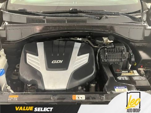 Used 2017 Hyundai Santa Fe FWD image 26