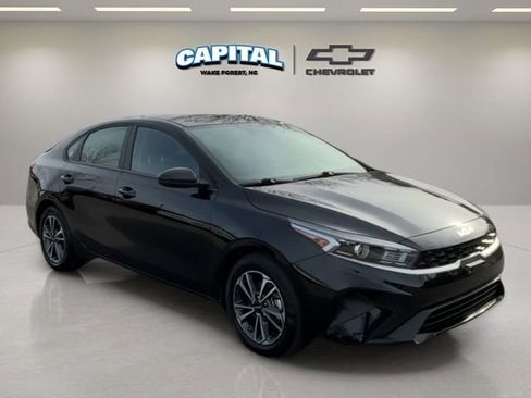 Used 2024 Kia Forte LXS image 7