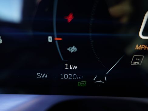 Used 2026 Cadillac Vistiq Sport image 34