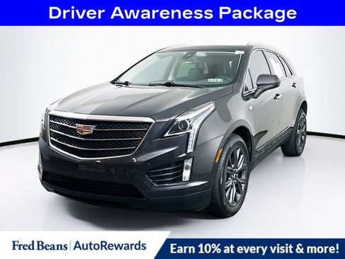 Used 2018 Cadillac XT5 Luxury w/ LPO, Black Ice Package AWD/4WD image 3