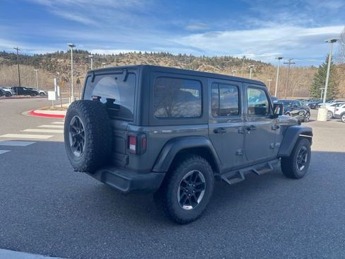 Used 2019 Jeep Wrangler Unlimited Sport S image 3