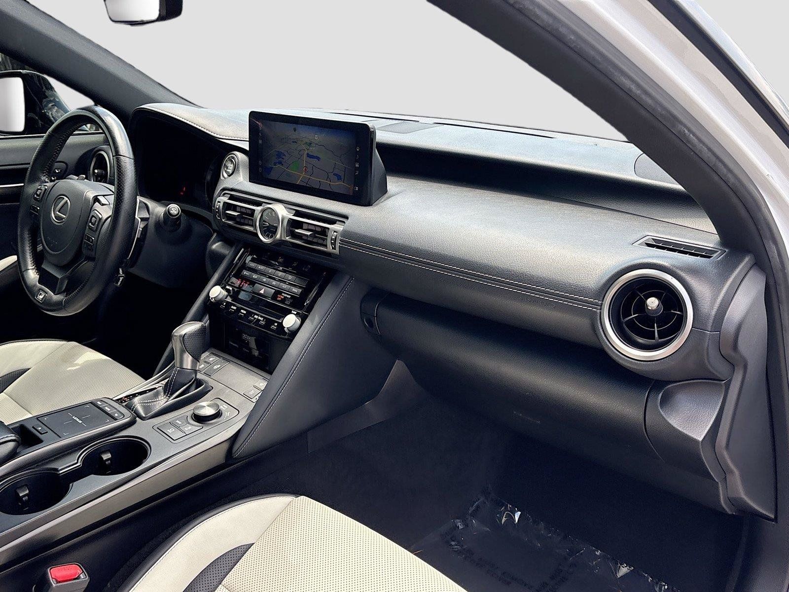 Used 2022 Lexus IS 350 F Sport RWD image 30