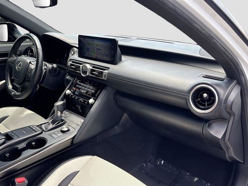 Used 2022 Lexus IS 350 F Sport RWD image 30