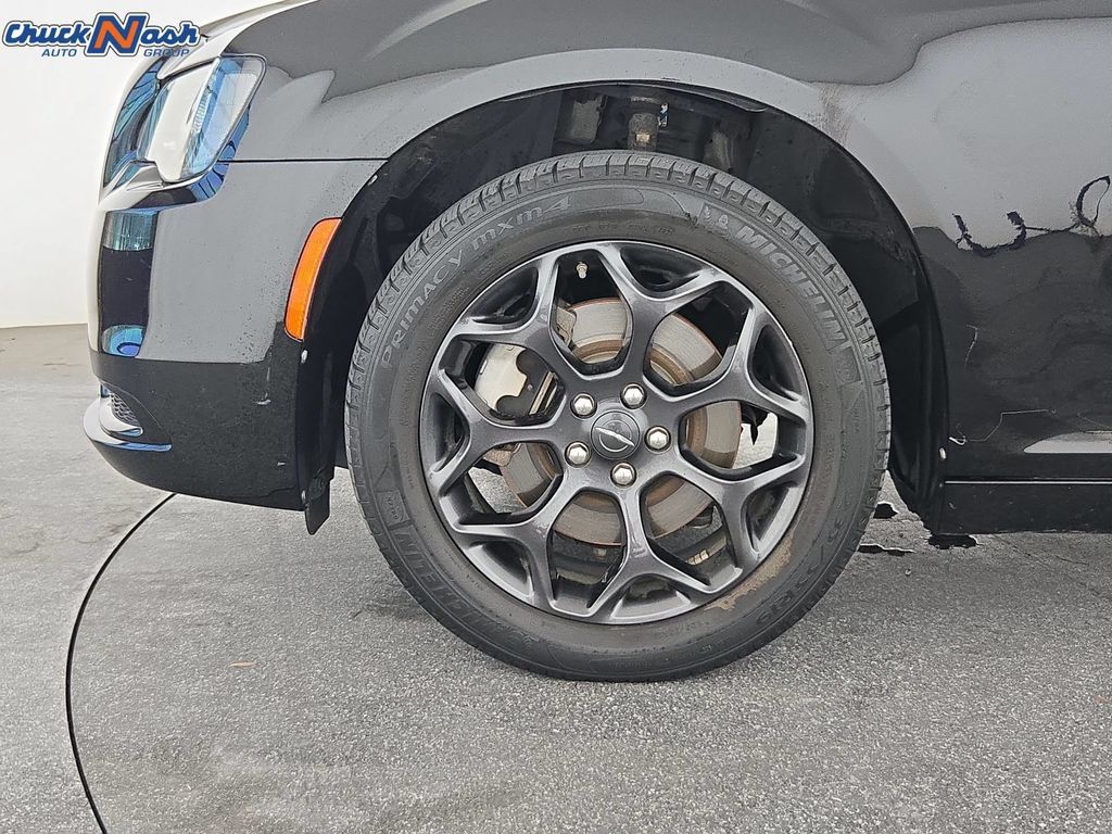Used 2022 Chrysler 300 Touring w/ Sport Appearance Package AWD/4WD image 37