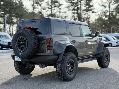 New 2025 Ford Bronco Raptor image 4