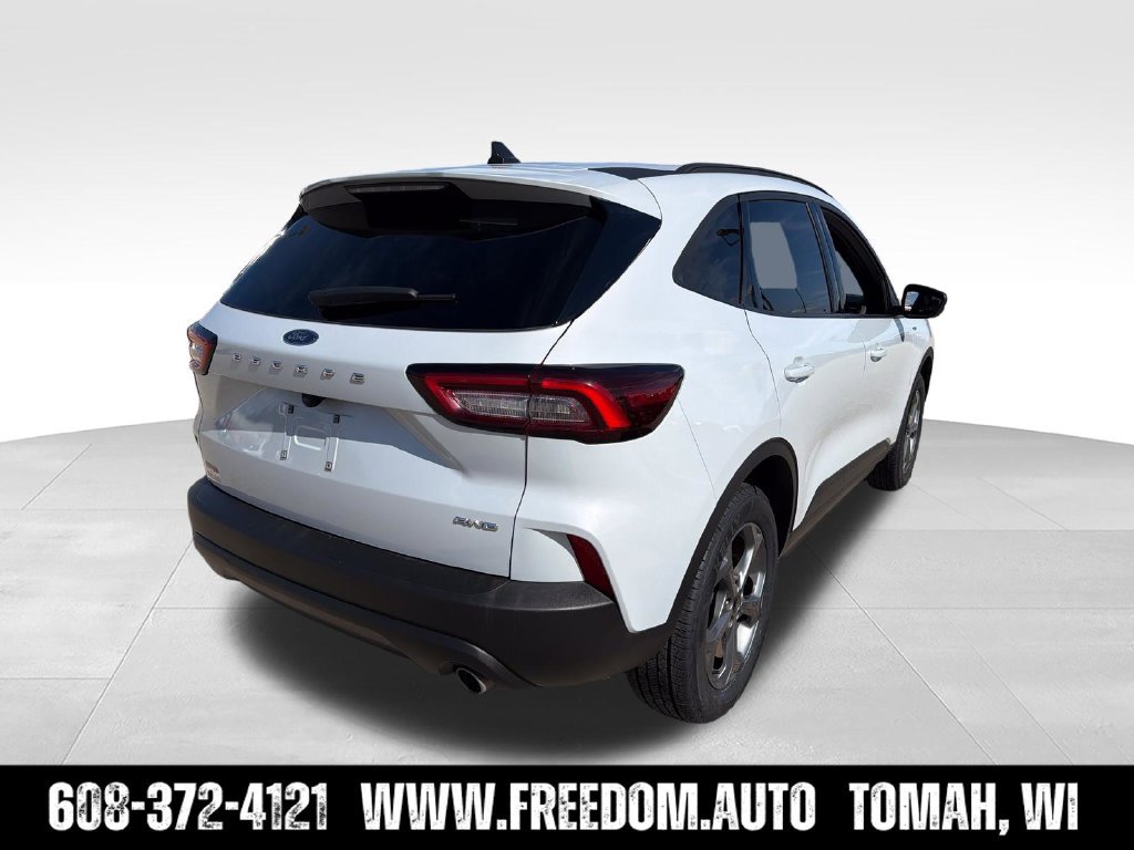 Used 2025 Ford Escape ST-Line Select AWD/4WD image 7