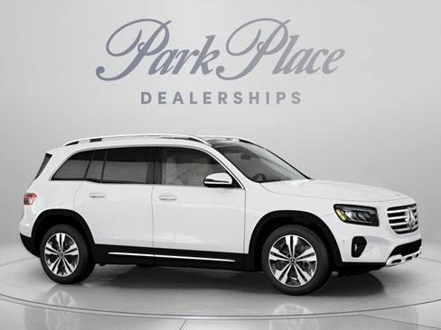 Certified 2026 Mercedes-Benz GLB 250 image 30
