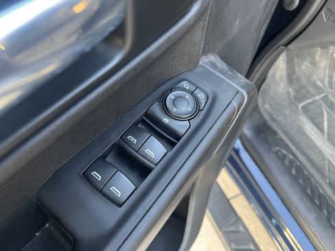Used 2022 Chevrolet Silverado 1500 Custom RWD image 13
