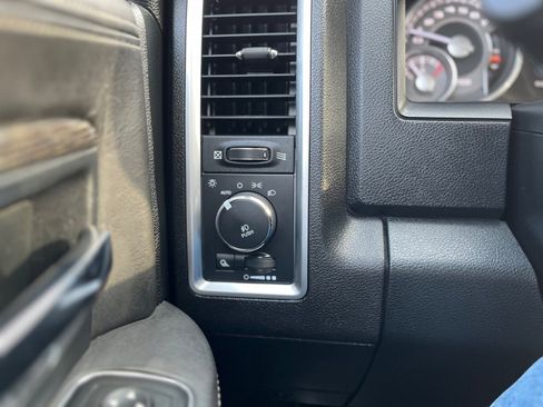 Used 2014 RAM 1500 Limited image 24