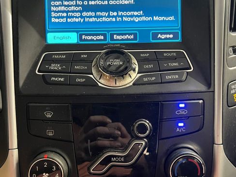 Used 2011 Hyundai Sonata SE w/ Navigation & Sunroof Pkg 4 image 10