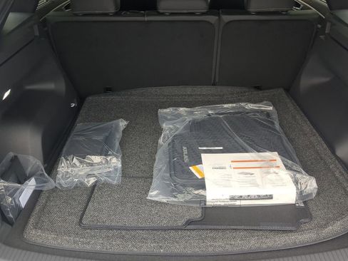 New 2026 Volkswagen Atlas Cross Sport SE image 6